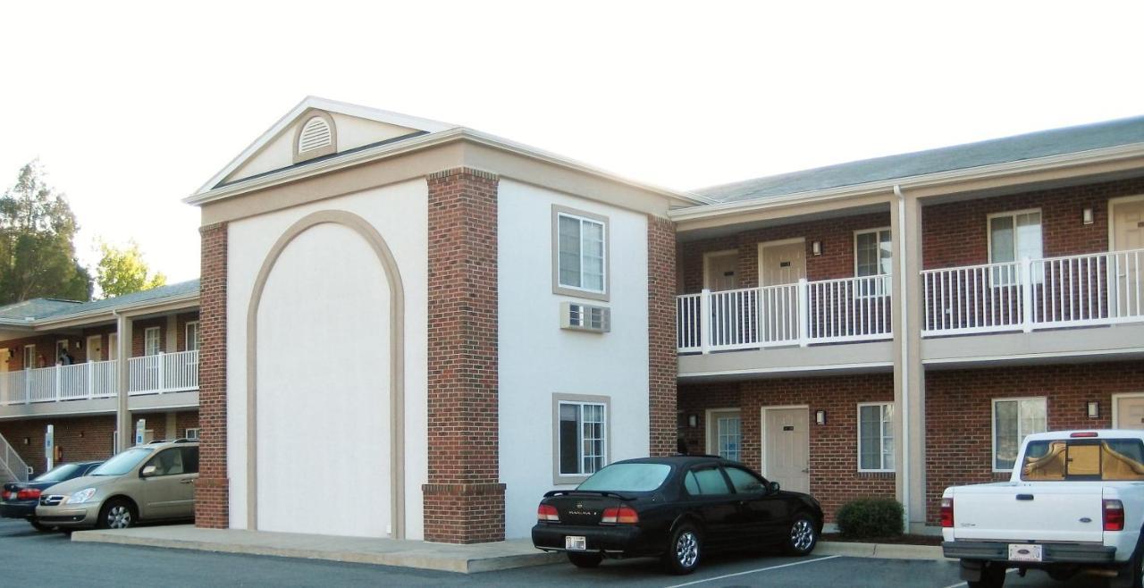 Affordable Suites Burlington Exterior foto